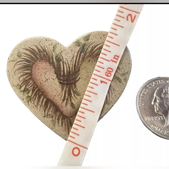 Vintage Brooch Wooden Heart with Hand Painted Floral Design Cottagecore Boho - Picture 4 of 5